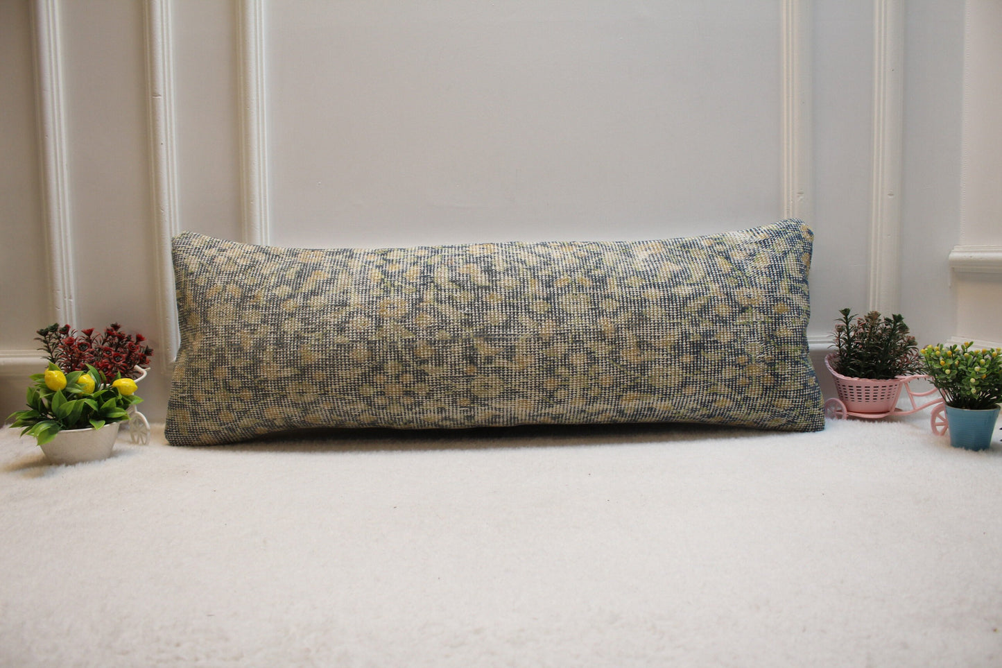 Green Vintage Turkish Rug Lumbar Pillow Cover (12x36 in)