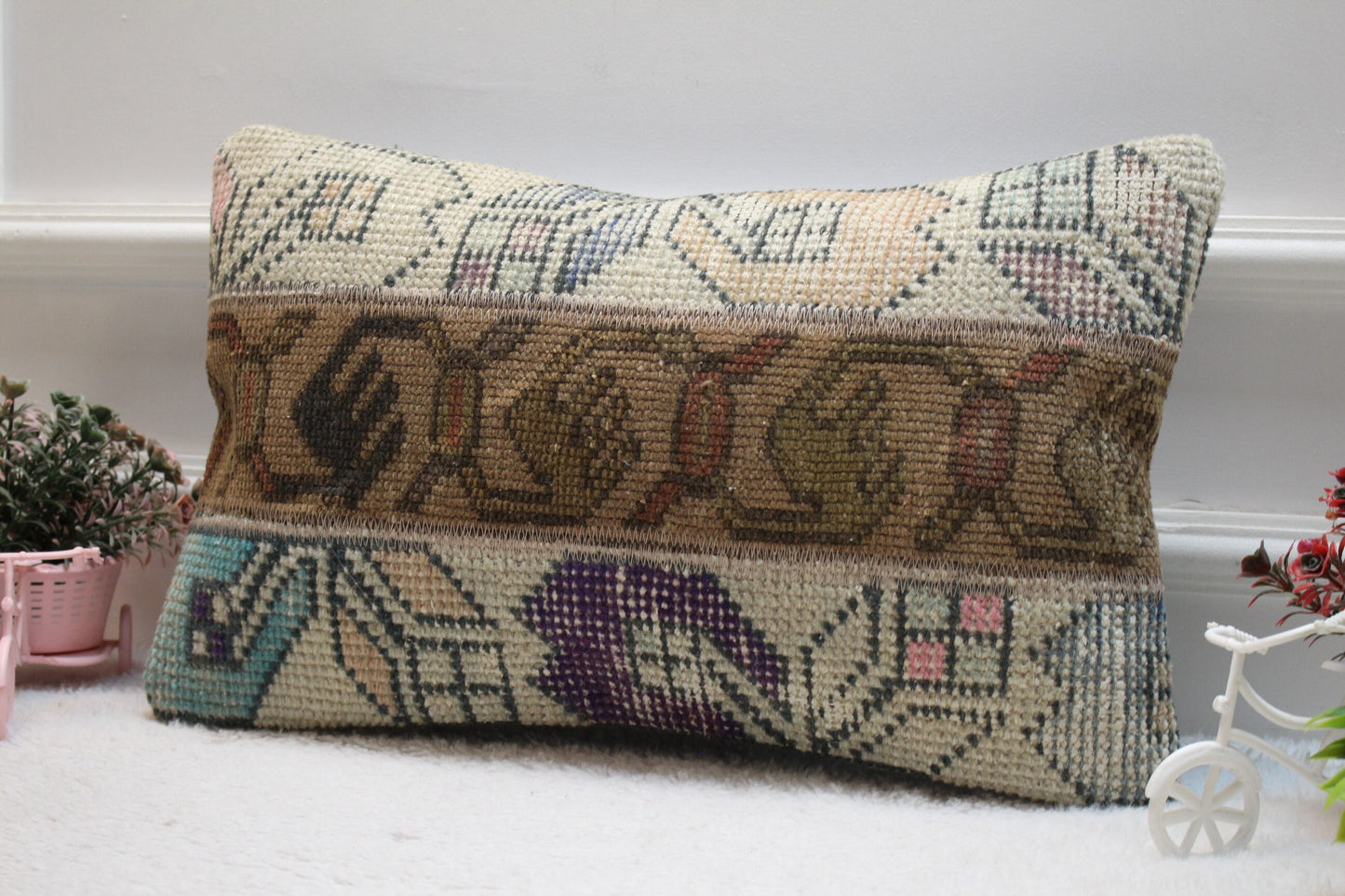 Handmade Turkish Rug Lumbar Pillow Cover: Vintage Patchwork Kilim (12x20 in)