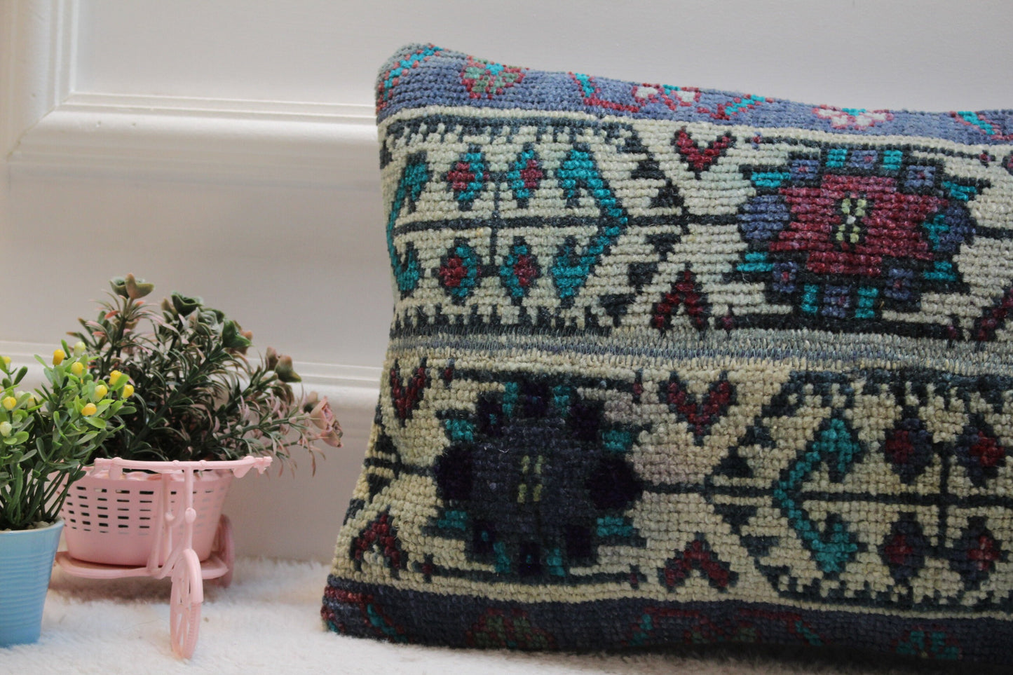 Handmade Turkish Rug Lumbar Pillow Cover: Vintage Patchwork Design (12x20 in)
