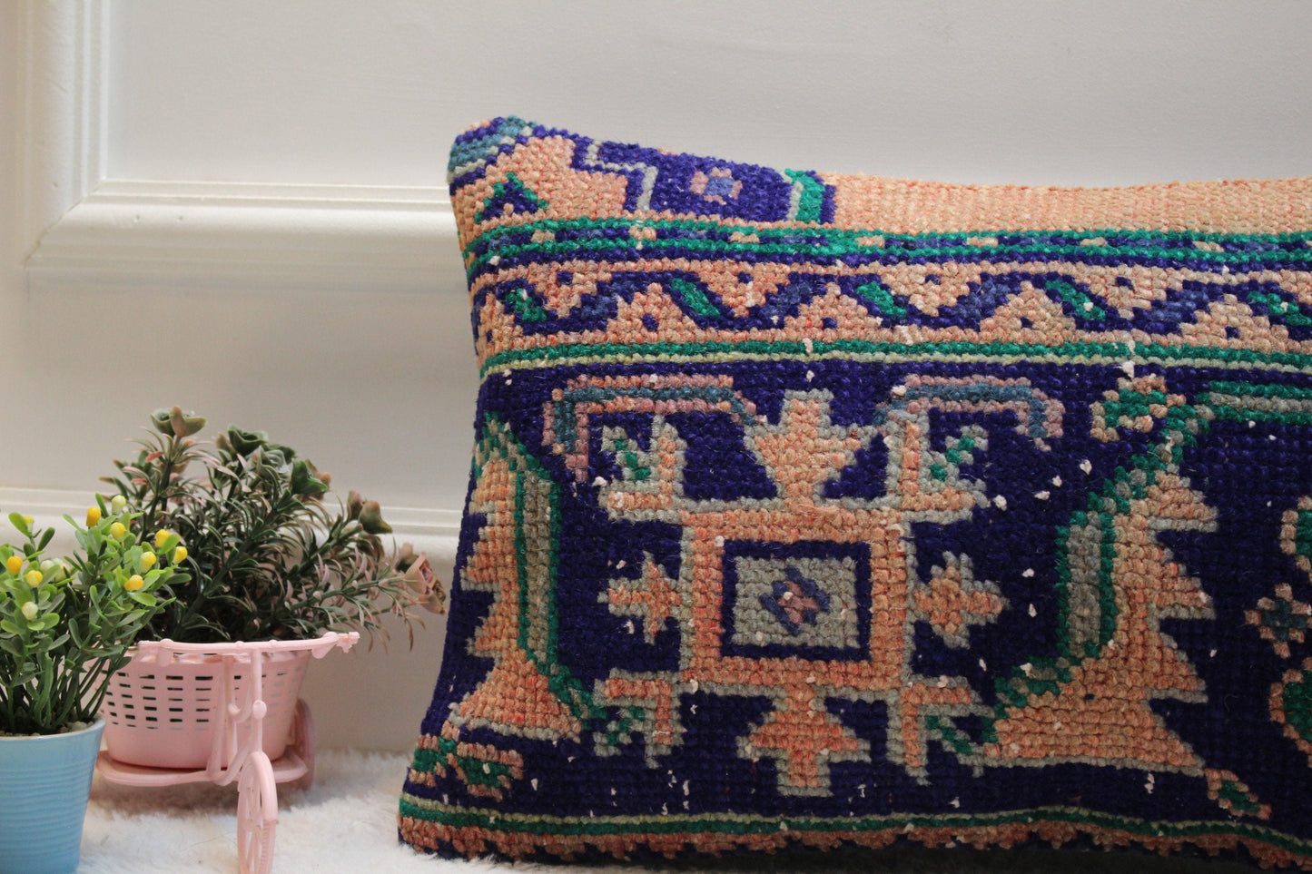Handmade Turkish Rug Lumbar Pillow Cover: Geometric Kilim Pillow (12x20 in)