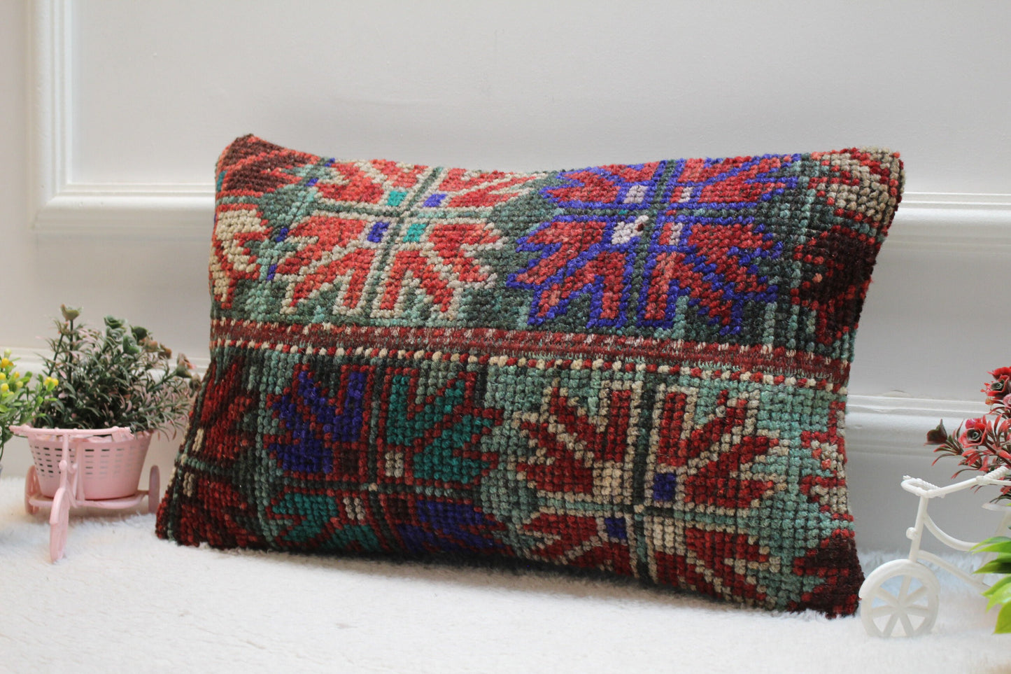 Handmade Turkish Rug Lumbar Pillow Cover: Vintage Patchwork Wool (12x20 in)