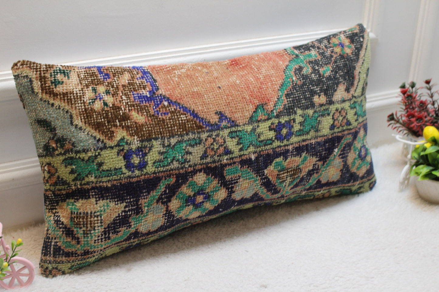 Floral Turkish Rug Lumbar Pillow Cover: Handmade Wool Pillow Case (12x24 in)