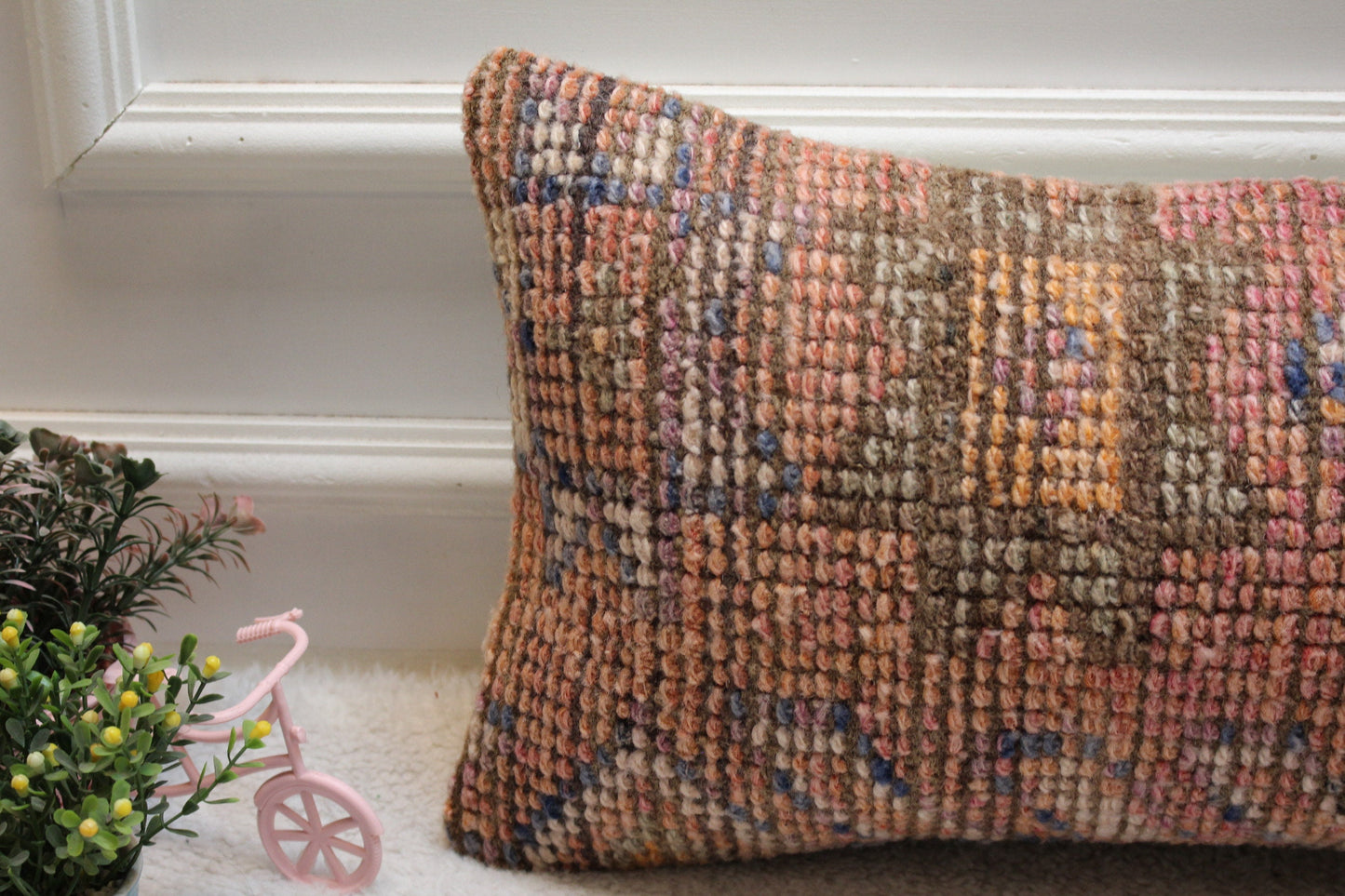 Handmade Pink Kilim Pillow Cover: Upcycled Turkish Rug, 12x24 inch