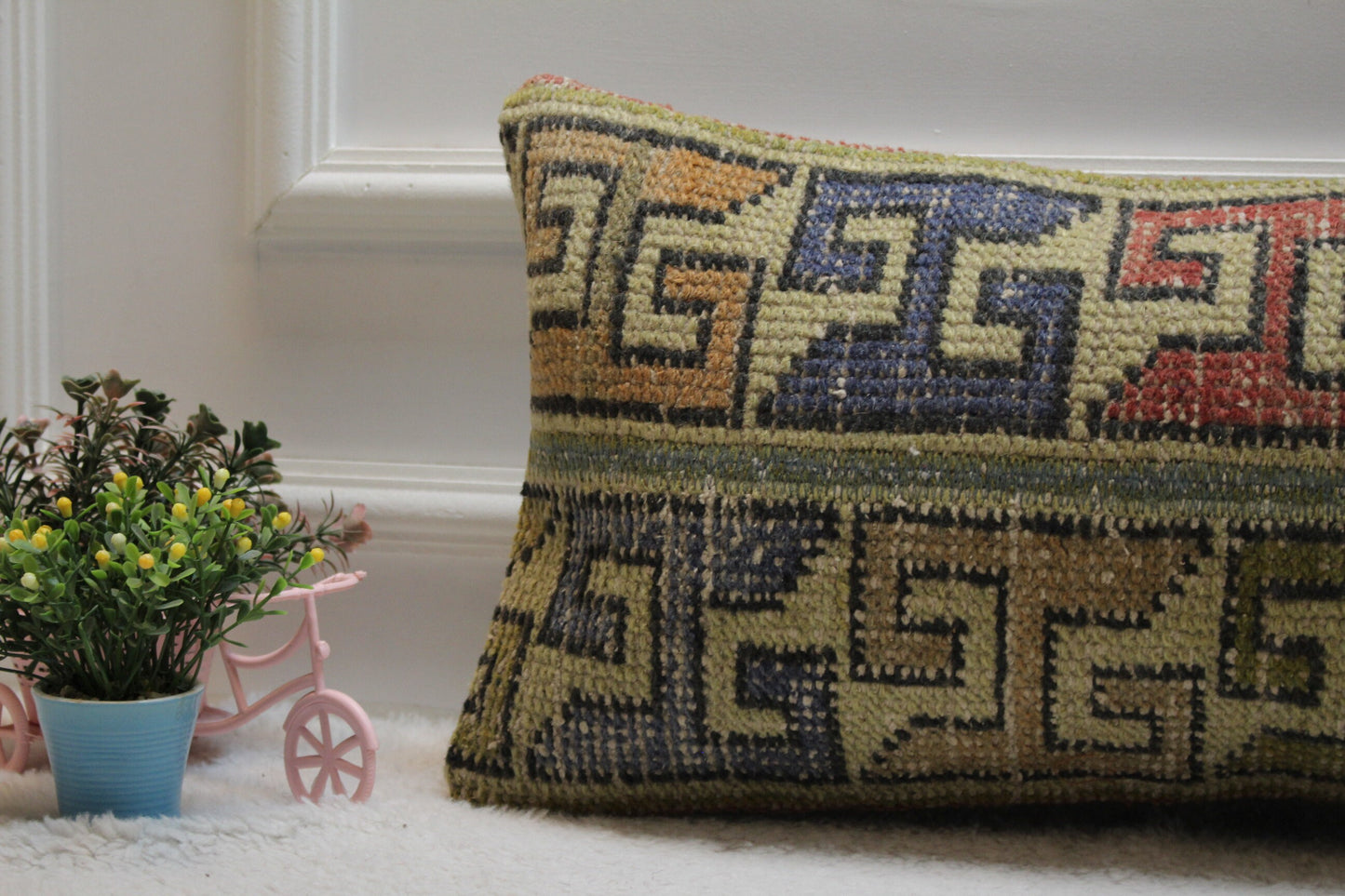 Vintage Turkish Rug Lumbar Pillow Cover: Geometric Kilim, 12x24 inch