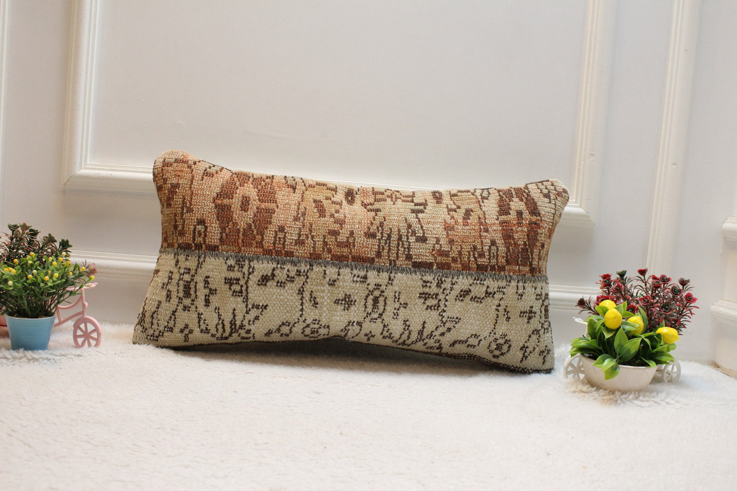 Floral Turkish Rug Lumbar Pillow Cover: Handmade Wool, 12x24 inch
