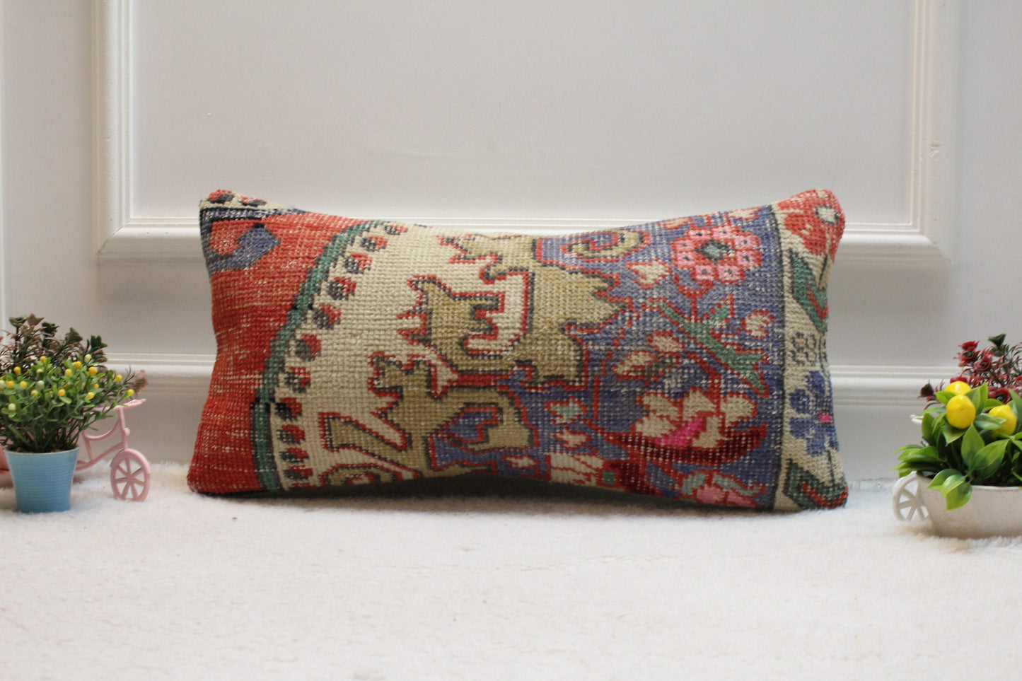 Floral Turkish Rug Lumbar Pillow Cover: Hand-Knotted Wool (12x24 in)