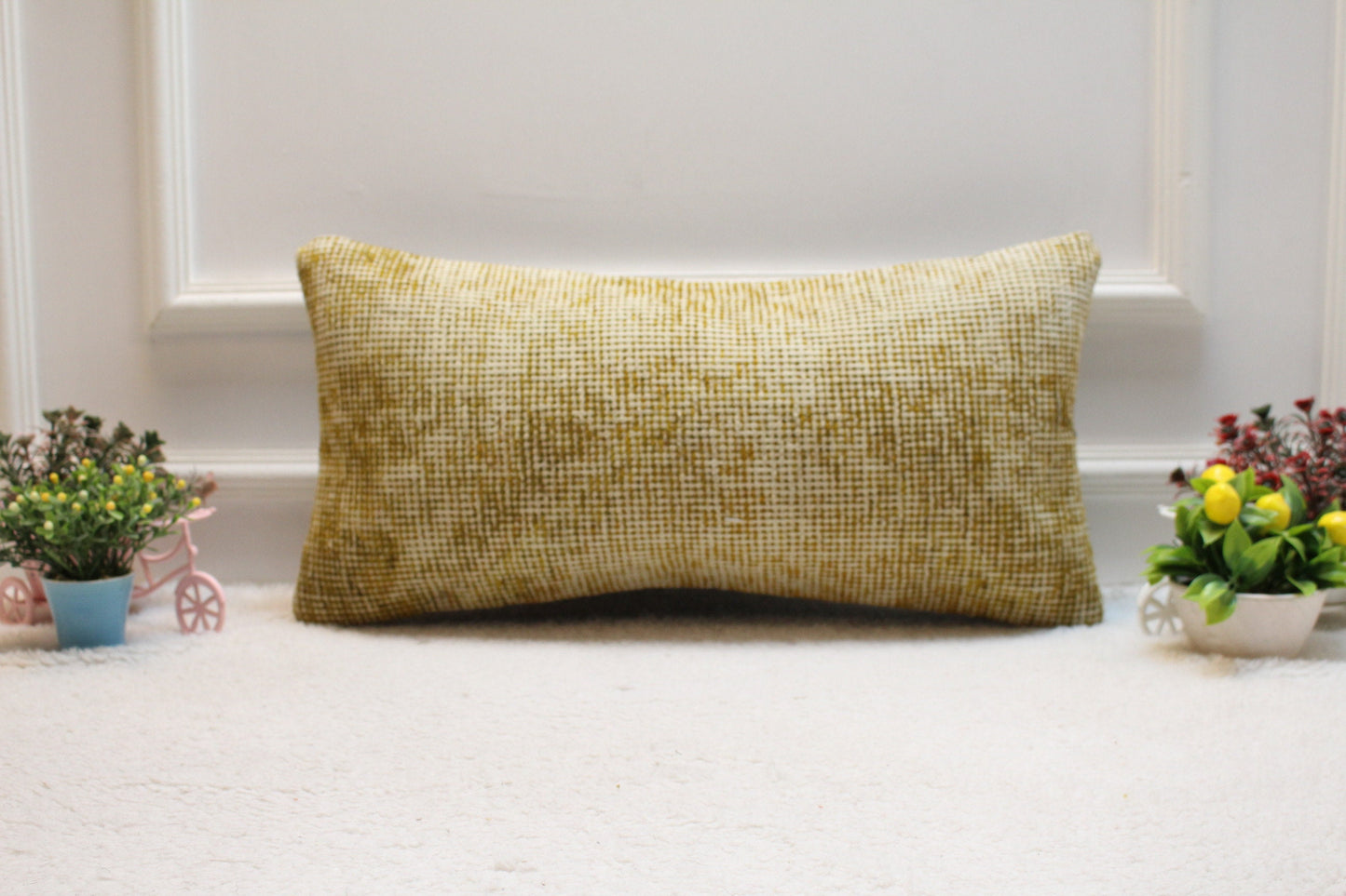 Handmade Beige Wool Lumbar Pillow Cover: Upcycled Kilim Rug, 12x24 inc