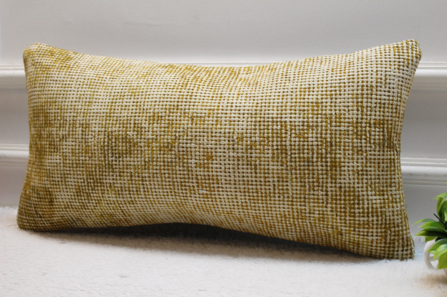 Handmade Beige Wool Lumbar Pillow Cover: Upcycled Kilim Rug, 12x24 inc