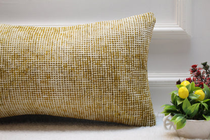 Handmade Beige Kilim Lumbar Pillow Cover: Upcycled Woven Wool (12x24 in)