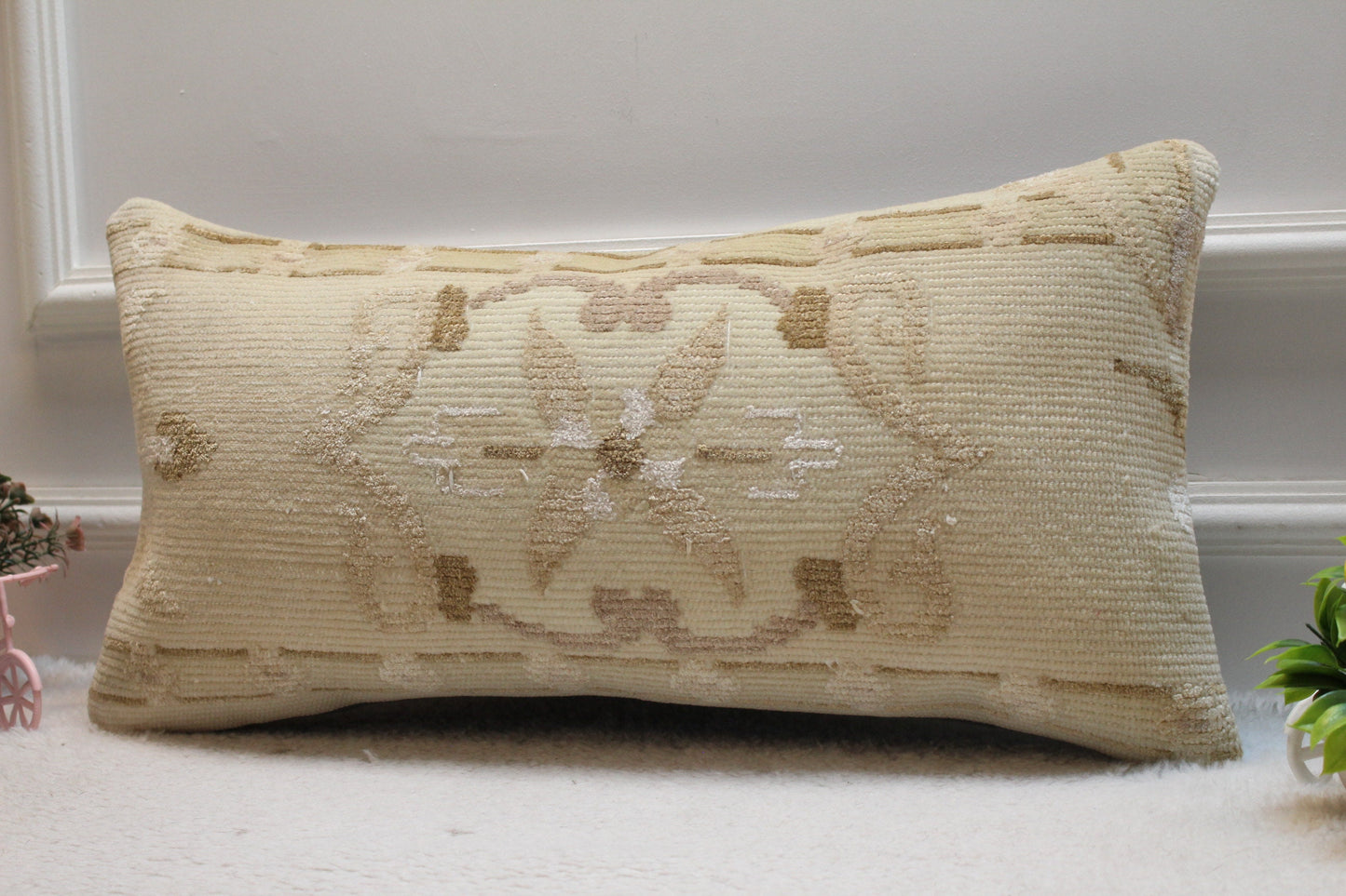 Handmade Beige Kilim Lumbar Pillow Cover: Floral Woven Rug, 12x24 inc
