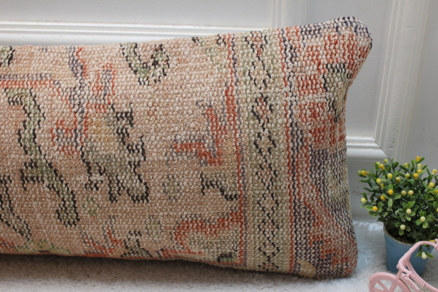 Handmade Turkish Rug Lumbar Pillow: Vintage Boho Pillow Cover (12x36 in)