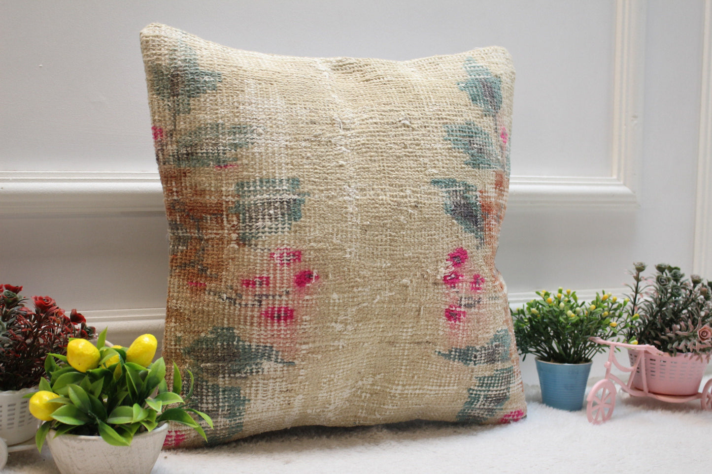 Beige Vintage Turkish Rug Pillow Cover: Handmade Wool Throw Pillow (16x16 inc)