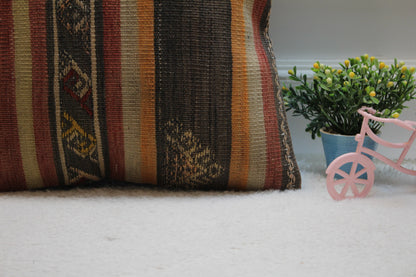 Handmade Kilim Pillow Cover: Vintage Turkish Woven Wool, 16x16 inch