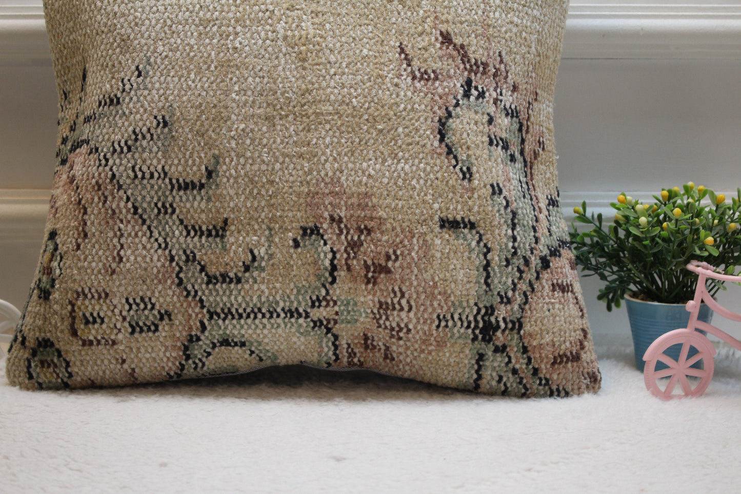Handmade Kilim Pillow Cover: Beige Vintage Turkish Rug, 16x16 inc