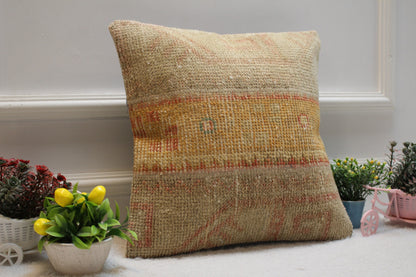 Handmade Beige Turkish Rug Pillow Cover: Vintage Woven Wool (16x16 in)