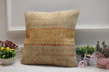 Handmade Beige Turkish Rug Pillow Cover: Vintage Woven Wool (16x16 in)