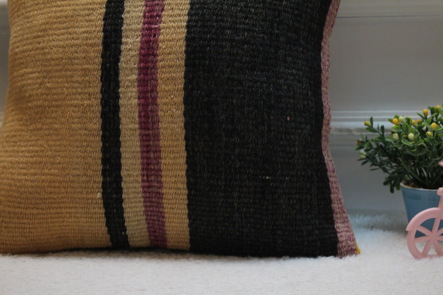 Handmade Kilim Pillow Cover: Vintage Turkish Woven Rug, 16x16 inch
