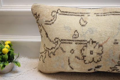 Beige Vintage Turkish Rug Lumbar Pillow Cover: Handmade Wool Pillow (12x24 in)