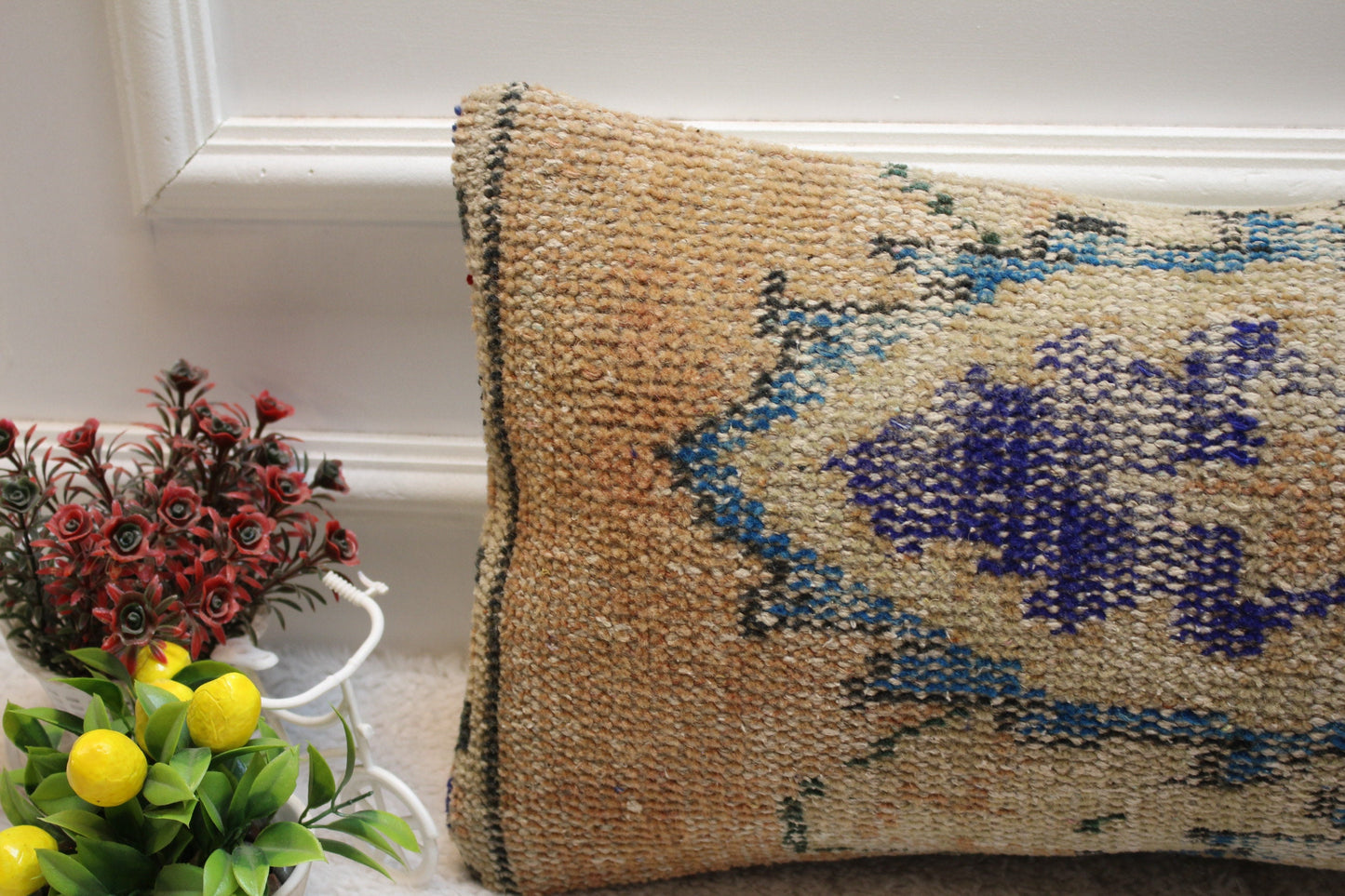 Floral Kilim Lumbar Pillow Cover: 12x24 inch, Upcycled Wool Rug