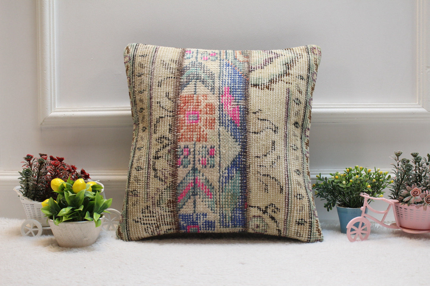 Handmade Beige Turkish Rug Pillow Cover: Patchwork Wool Cushion (16x16)
