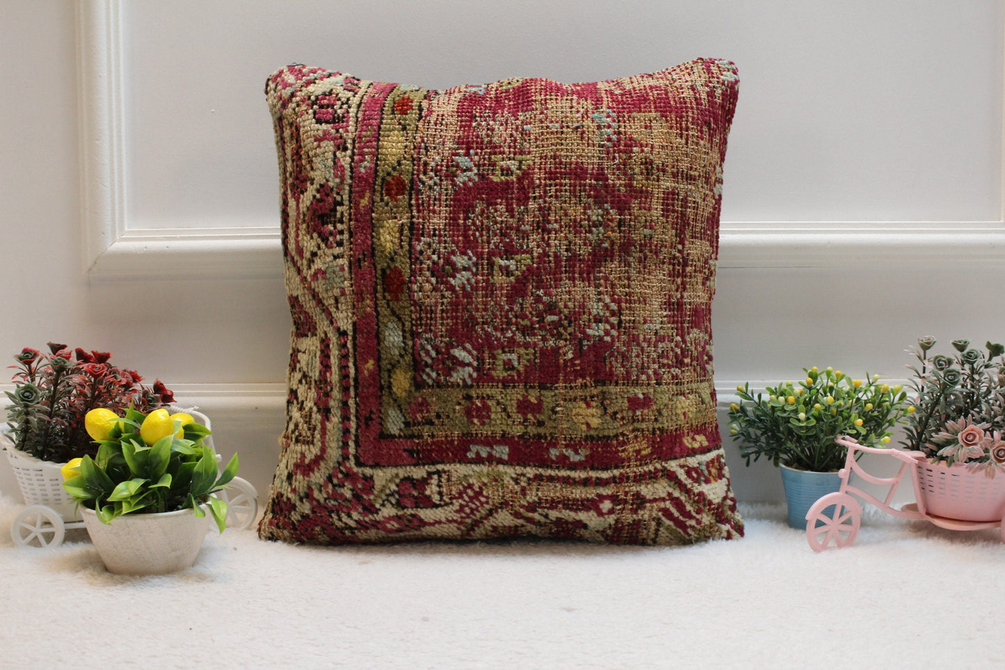 Red Vintage Turkish Rug Pillow Cover: Handmade Wool Kilim, 16x16