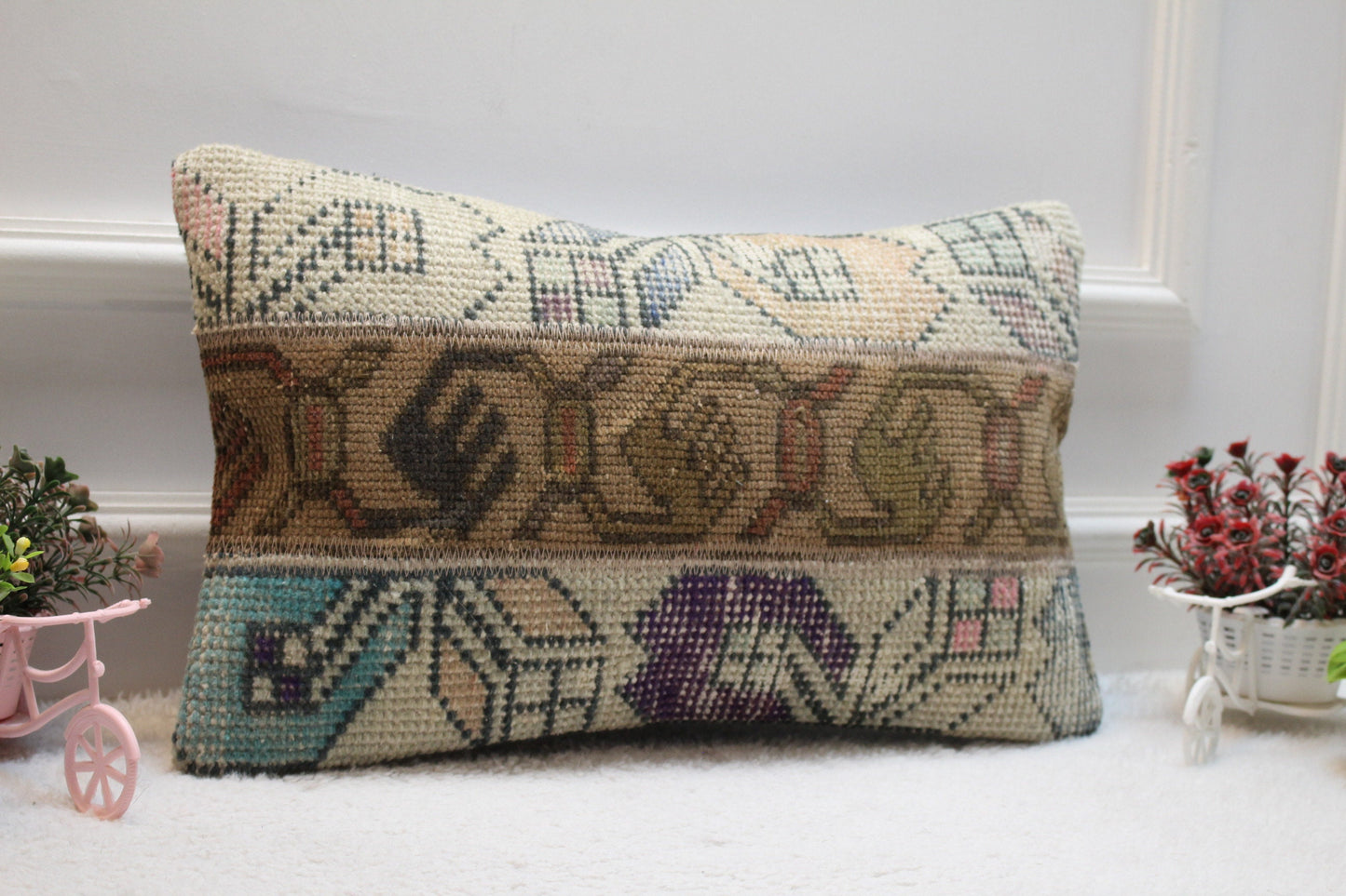 Handmade Turkish Rug Lumbar Pillow Cover: Vintage Patchwork Kilim (12x20 in)