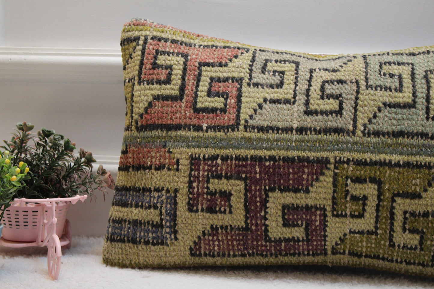 Handmade Wool Lumbar Pillow Cover: Turkish Kilim Rug, 12x20 inch