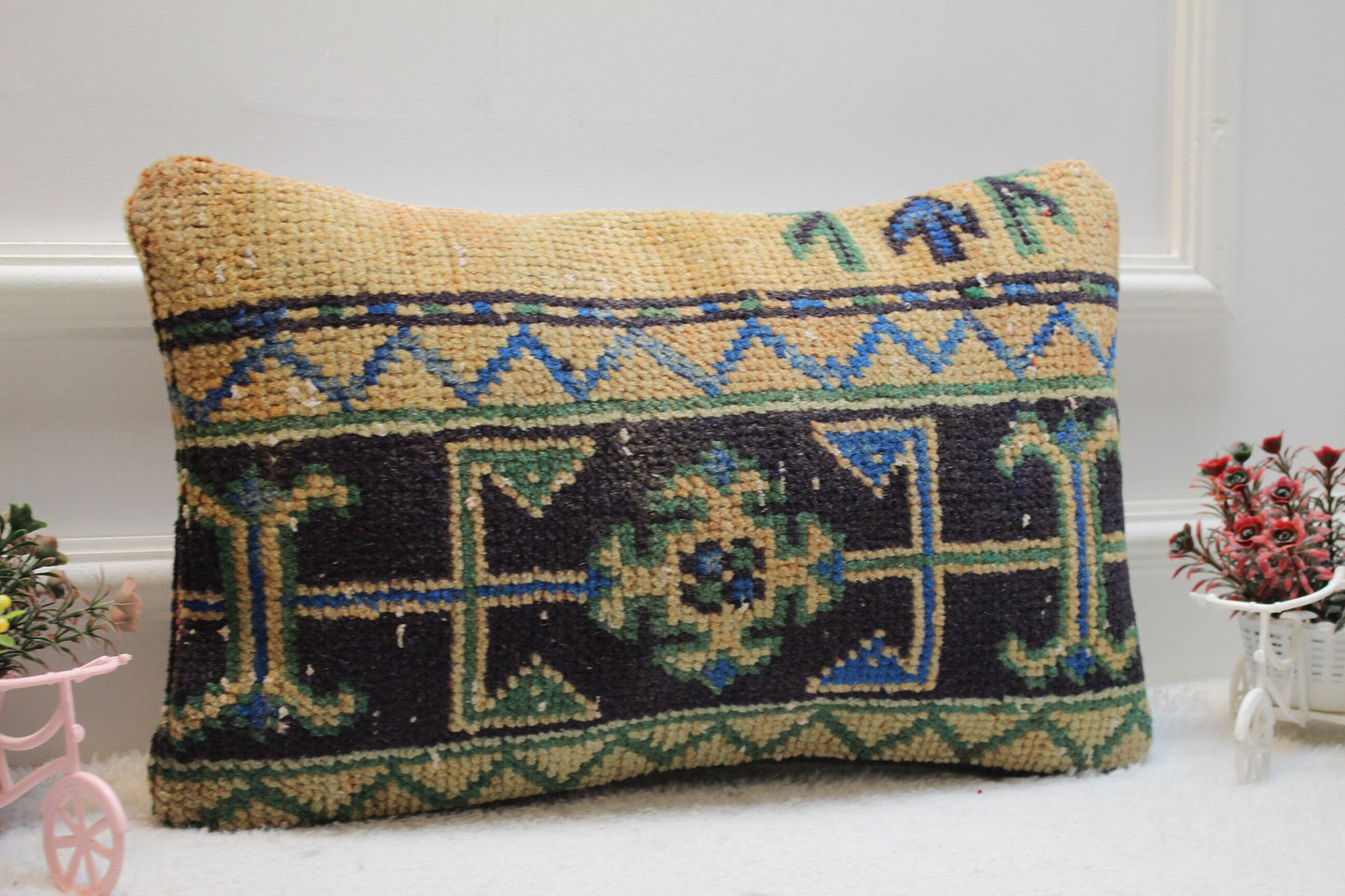 Geometric Kilim Lumbar Pillow Cover: Upcycled Turkish Rug, 12x20 inc