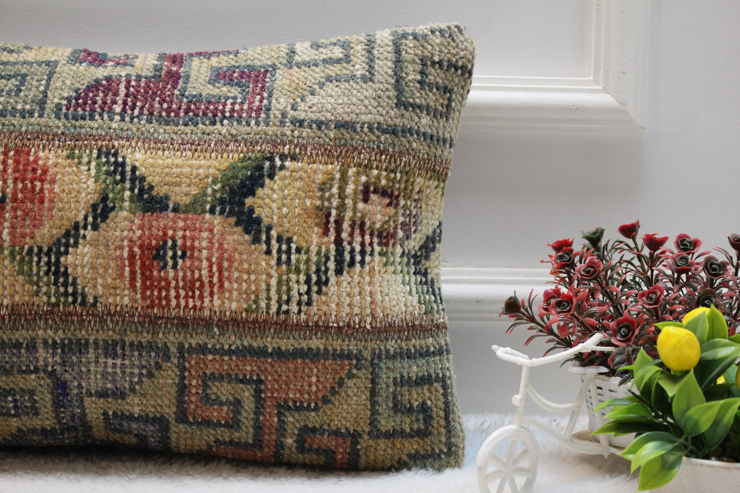 Handmade Turkish Rug Lumbar Pillow Cover: Vintage Wool (12x20 inc)