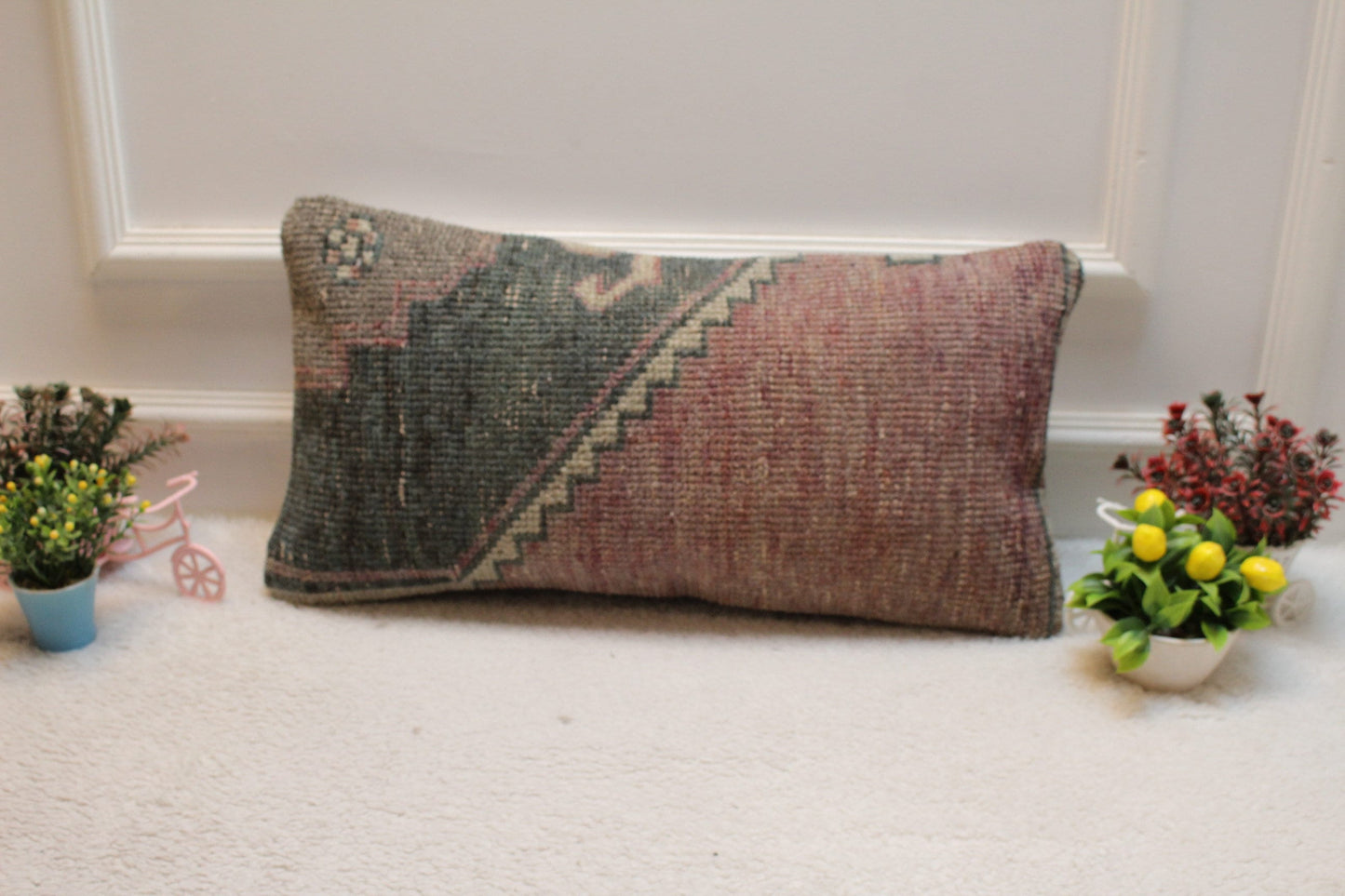 Handmade Turkish Rug Pillow Cover: Organic Wool Lumbar Pillow (12x24 inc)