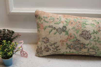 Handmade Kilim Lumbar Pillow Cover: Upcycled Floral Wool (12x24 inc)