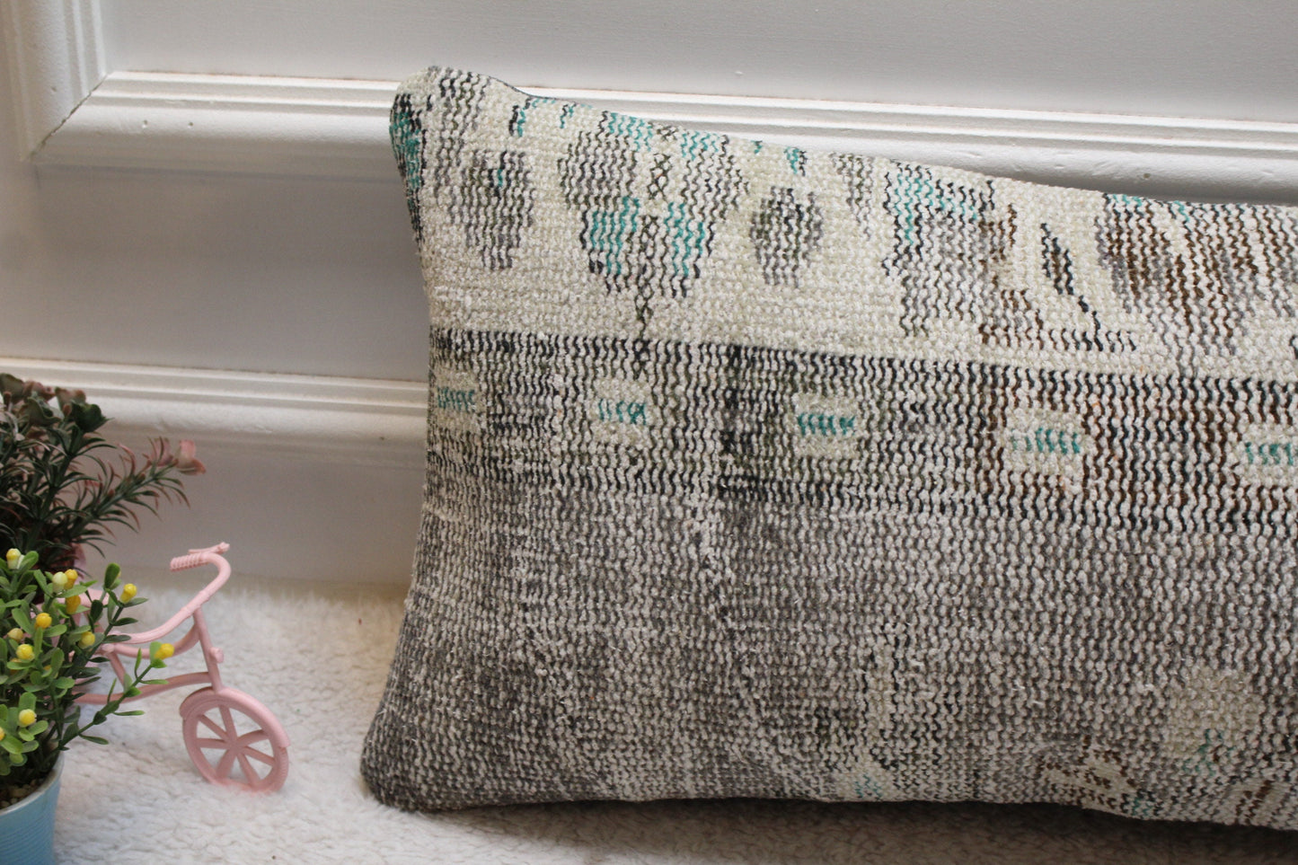 Gray Vintage Turkish Rug Lumbar Pillow Cover: 12x24 inc Wool Kilim