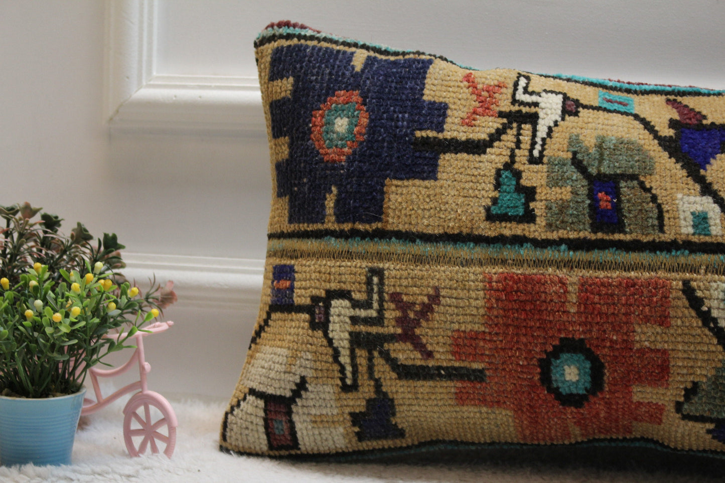 Floral Turkish Rug Lumbar Pillow Cover: Vintage Kilim, 12x24 inc