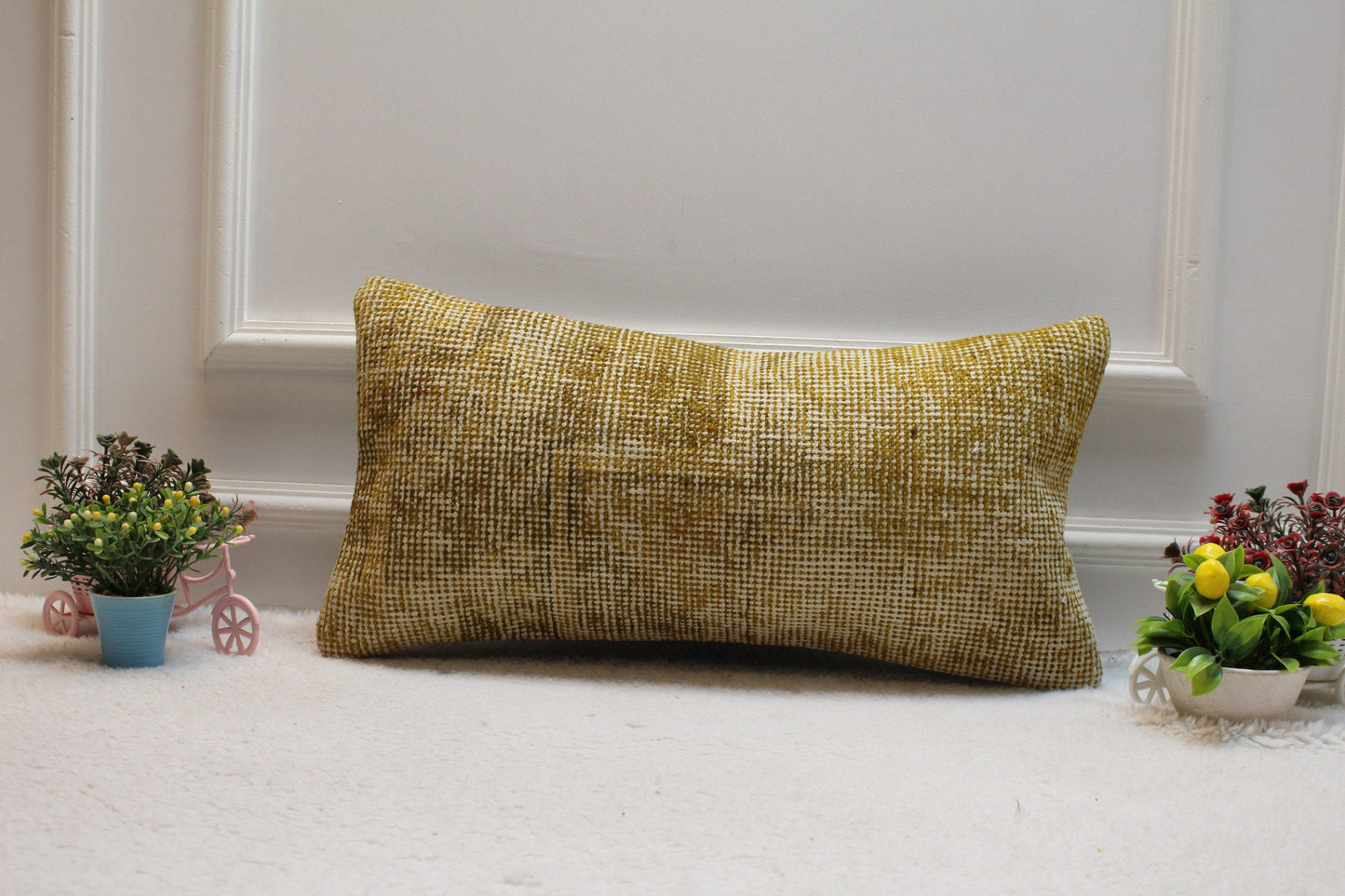 Handwoven Beige Wool Lumbar Pillow Cover: Upcycled Kilim Rug, 12x24 inc