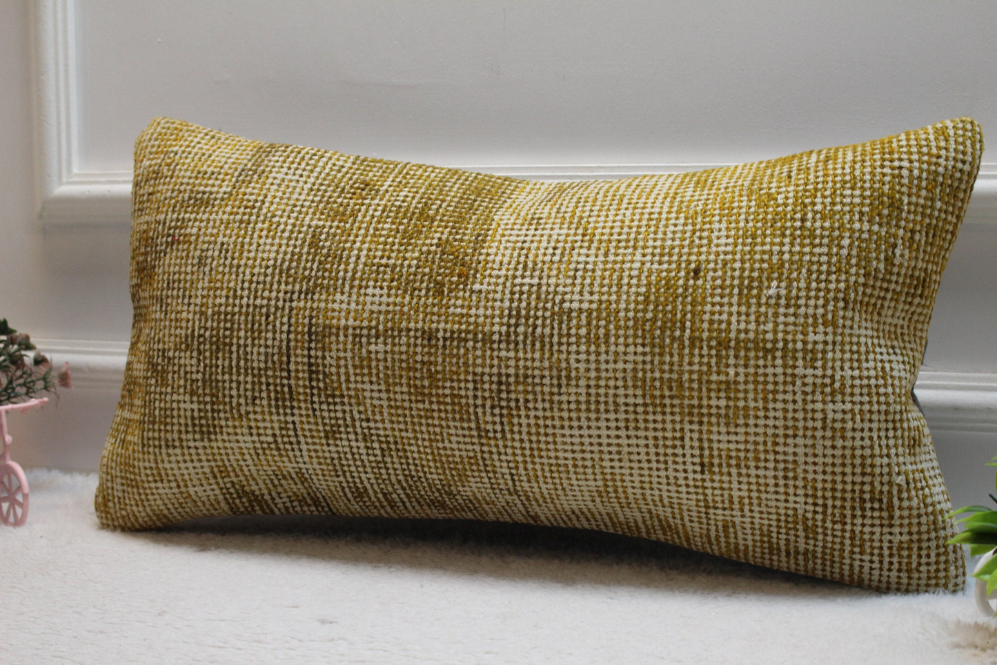 Handwoven Beige Wool Lumbar Pillow Cover: Upcycled Kilim Rug, 12x24 inc