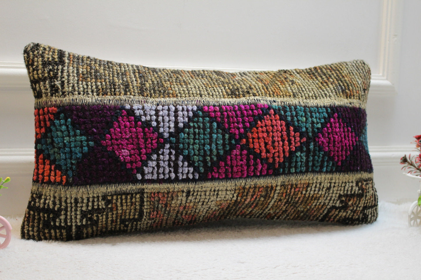 Hand Knotted Turkish Rug Pillow: Lumbar Wool Pillow Cover (12x24 inc)