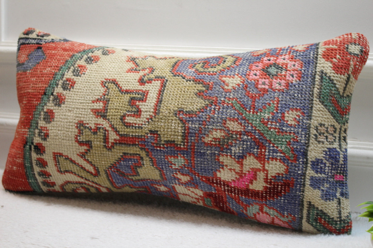 Floral Turkish Rug Lumbar Pillow Cover: Hand-Knotted Wool (12x24 in)