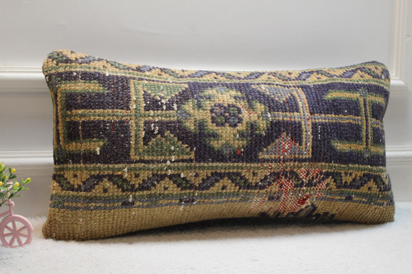 Handmade Kilim Lumbar Pillow Cover: Geometric Woven Wool, 12x24