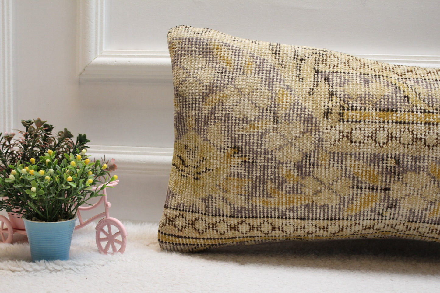 Floral Turkish Rug Pillow Cover: Handmade Wool Lumbar Pillow, 12x24