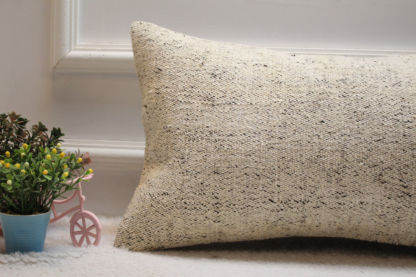 Beige Vintage Turkish Kilim Lumbar Pillow Cover: 12x24 Organic Wool