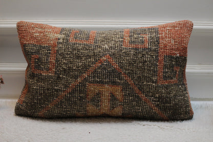 Handwoven Wool Lumbar Pillow Cover: Vintage Turkish Kilim (12 x 20 in)