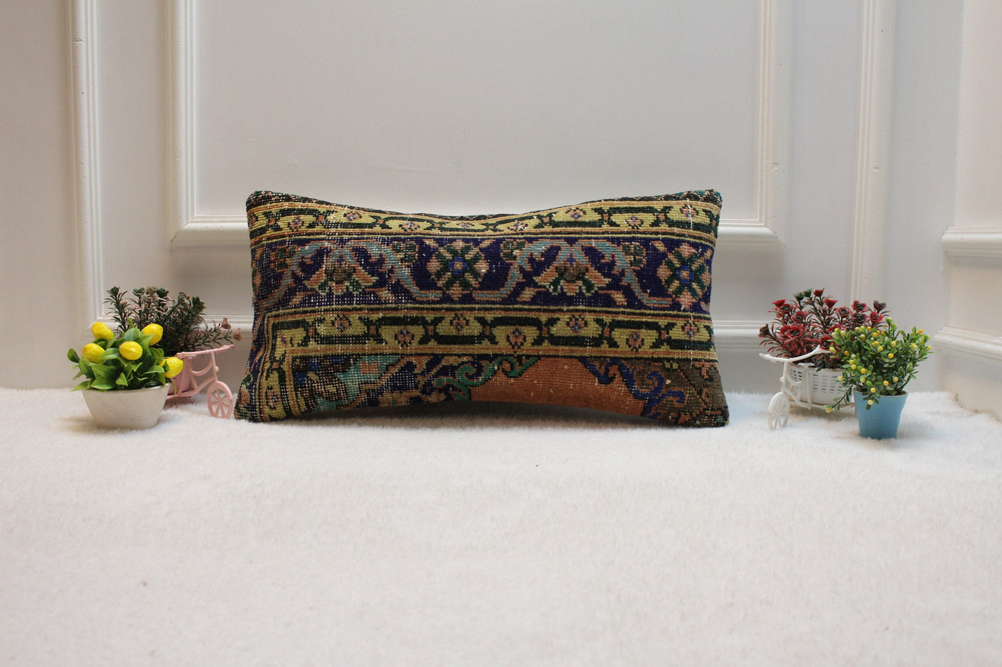 Handmade Kilim Lumbar Pillow Cover: Boho Woven Rug Pillow (12x24 in)