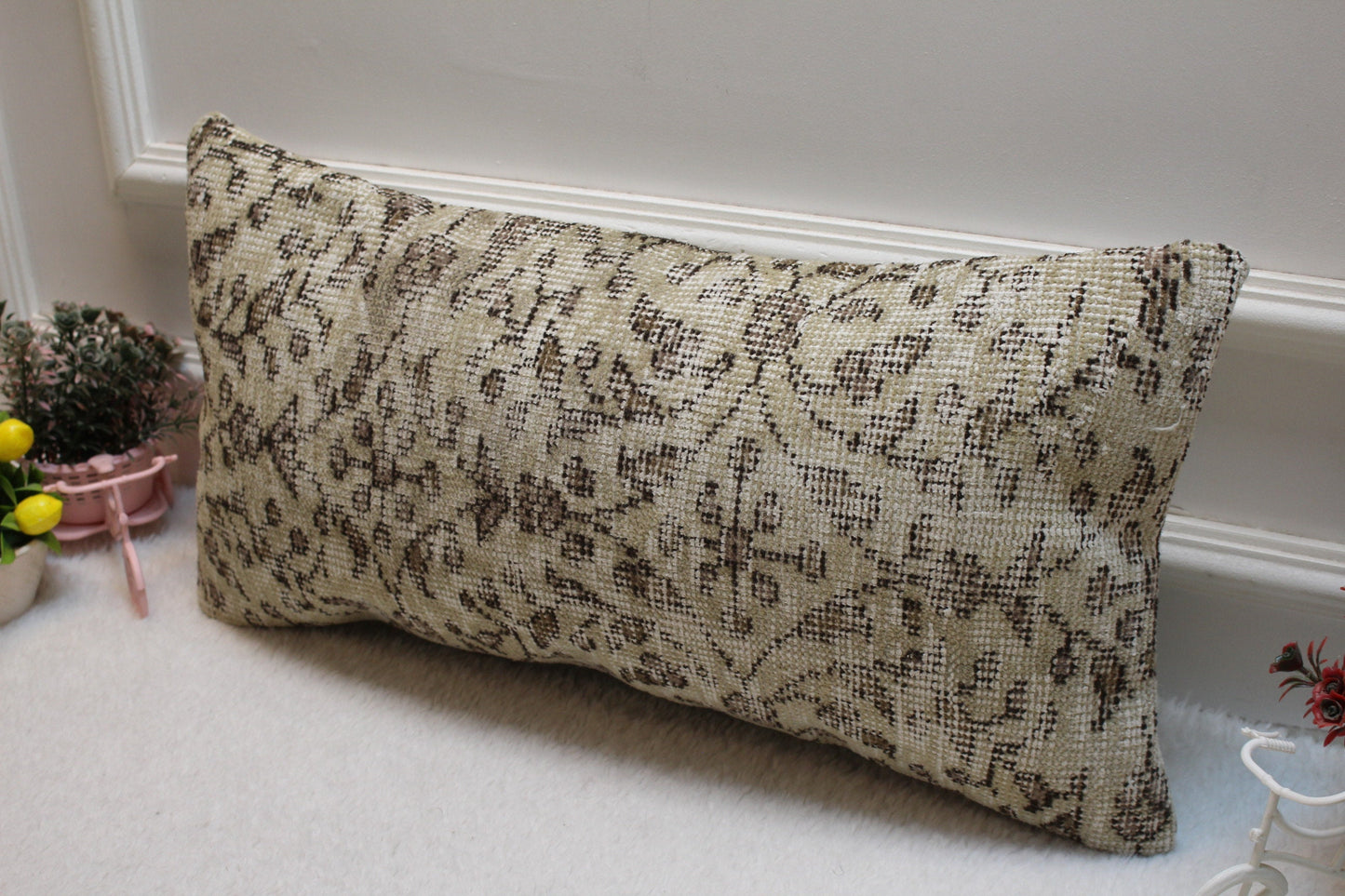 Handmade Kilim Lumbar Pillow Cover: Beige Floral, Upcycled Rug (12x24 in)