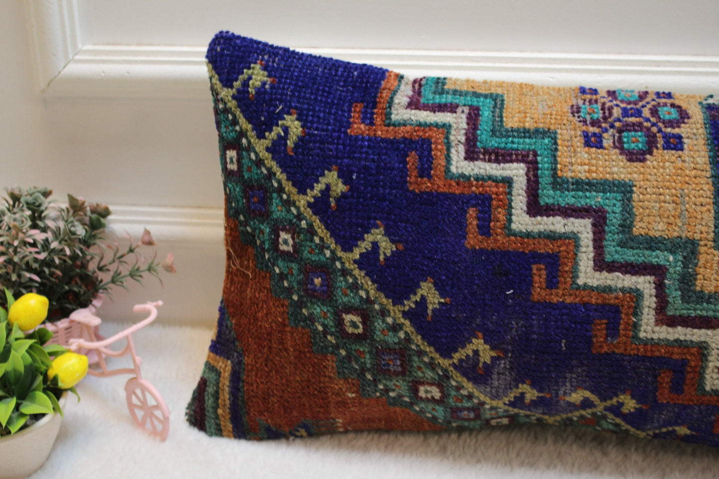 Handmade Lumbar Kilim Pillow Cover: Organic Wool Anatolian Design (12x24 inc)