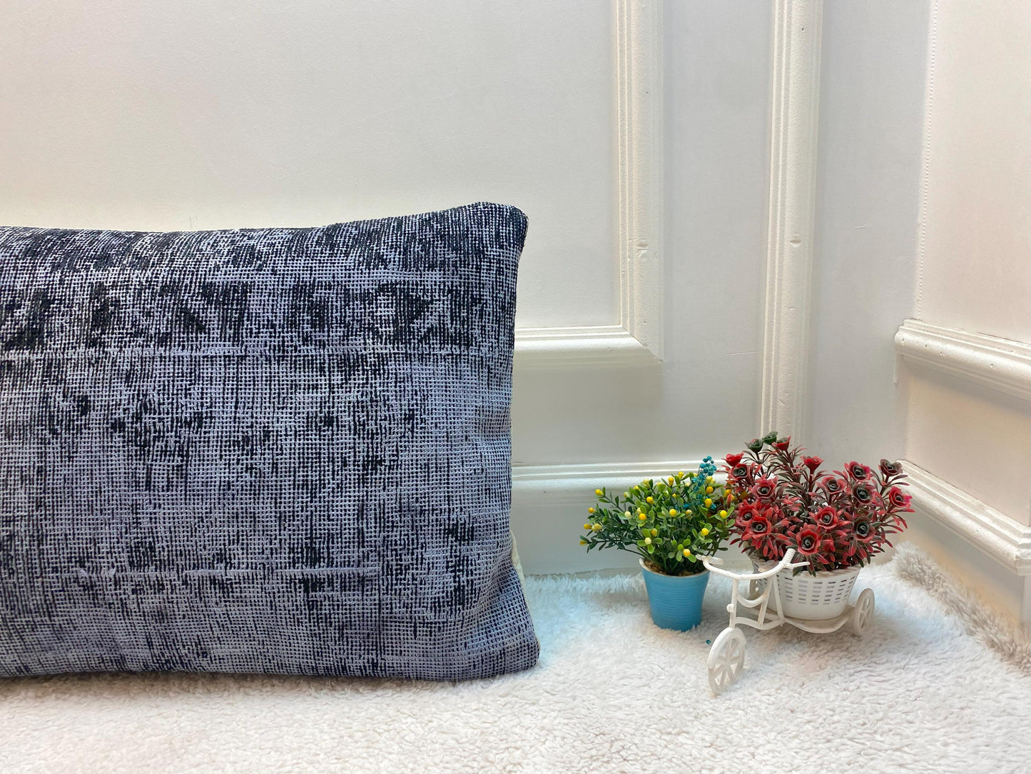 Handmade Gray Kilim Lumbar Pillow Cover: Upcycled Rug, 16x24 inch
