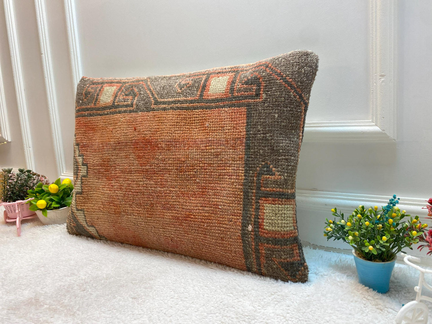 Handmade Wool Kilim Pillow Cover: Upcycled Anatolian Rug, 16x24 inc