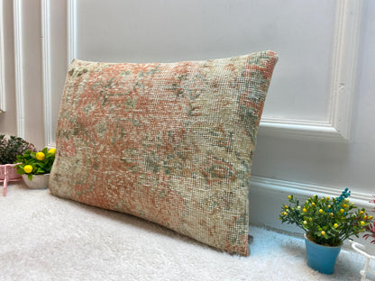 Handmade Wool Lumbar Pillow Cover: Anatolian Kilim, 16x24 inch