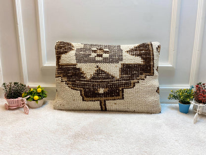 Handmade Turkish Kilim Lumbar Pillow Cover: Geometric Rug Pillow (16x24 in)