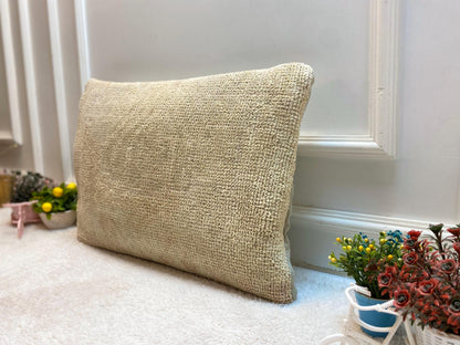 Beige Turkish Rug Lumbar Pillow Cover: Vintage Wool Kilim, 16x24 inch