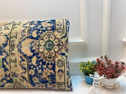 Handmade Floral Turkish Rug Pillow Cover: Vintage Kilim Lumbar Pillow (16x24 in)
